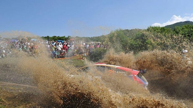 Česká posádka Martin Prokop s Janem Tománkem během Rallye Akropolis.
