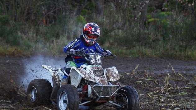 Poslední závod MČR v cross country čtyřkolek v Lažanech.