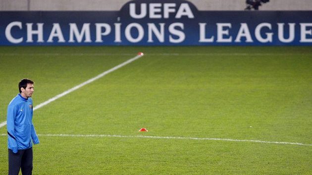 Lionel Messi při tréninku Barcelony v pražském Edenu na utkání Ligy mistrů proti Plzni.