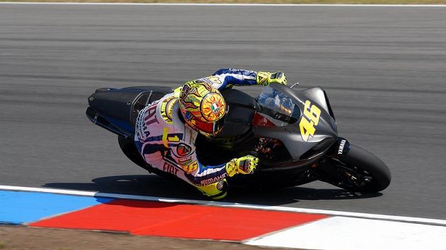 Valentino Rossi při testu v Brně.