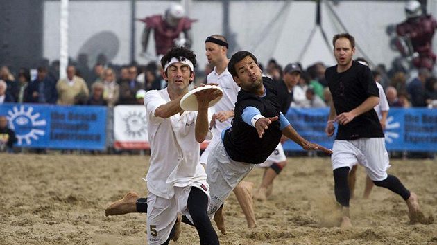 Kategorii open vyhrál stejně jako loni americký tým Los Rabbits, který jezdí do Rimini pravidelně, jen pokaždé změní název, loni zde byli jako Los Tigers, před dvěma lety jako Los Ox.