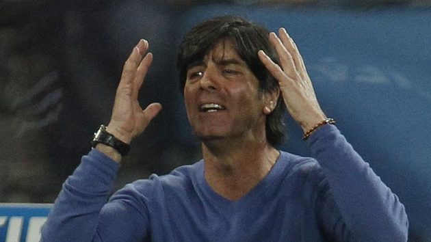Trenér německé fotbalové reprezentace Joachim Löw se stal pro Abramoviče novým favoritem.