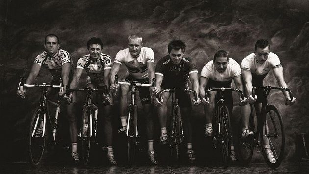 Saudkův kalendář Dukla 2011 - BŘEZEN, cyklisté