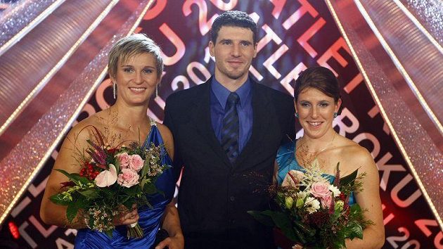 Atletem roku 2011 se stala vicemistryně světa v hodu oštěpem Barbora Špotáková. Druhý skončil výškař Jaroslav Bába a třetí překážkářka Zuzana Hejnová.
