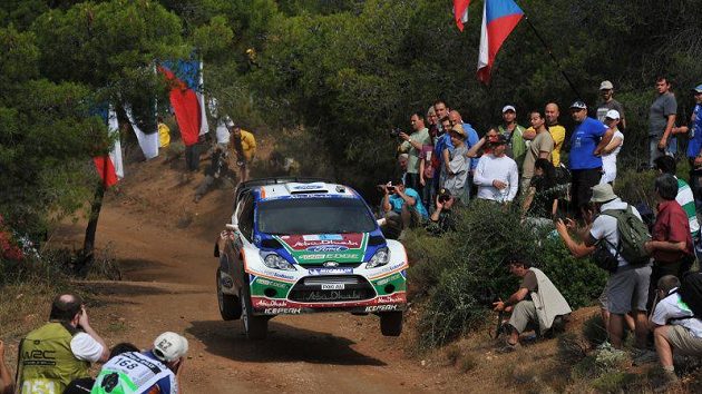 Mikko Hirvonen s Fordem na trati Rallye Akropolis