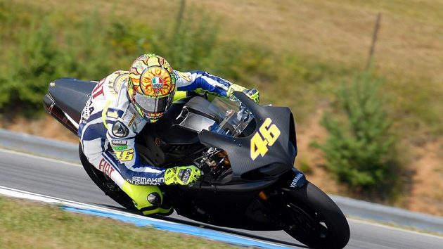 Valentino Rossi při testu v Brně.