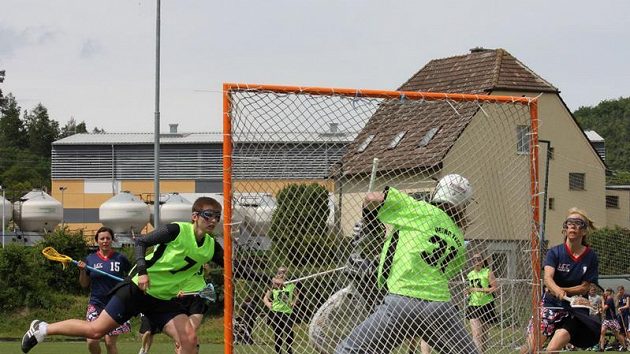 Národní liga ženského lakrosu, finále 1, LCC Girlz – FTVS Retro Teen