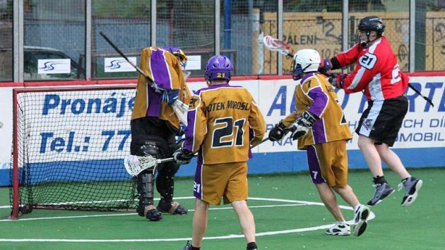 Semifinále NBLL 1/2, Falcon Millionaires–LC Custodes