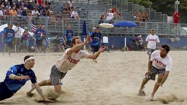 Rakušané postavili do masters velmi kvalitní výběr, který měl ambice zopakovat zisk titulu mistrů světa v této kategorii z roku 2004