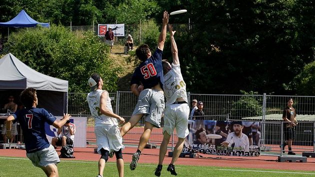 8 z 12 medailí pro týmy ze Spojených států, hovoří jasně o tom, kde se hraje nejlepší ultimate frisbee.
