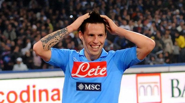 MAREK HAMŠÍK - Největší hvězda slovenské reprezentace Marek Hamšík si start na MS nezopakuje. Na posledním šampionátu v JAR dotáhla hvězda italské Neapole Slováky do osmifinále, do Brazílie jim však ani dirigent ceněný na 40 miliónů eur nepomohl.