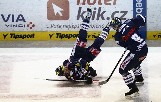 Radost libereckého Michala Bulíře po dovršení hattricku proti Českým Budějovicím.