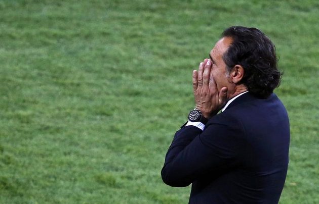 Trenéra Italů Cesare Prandelliho některé momenty finálového duelu se Španělskem doslova šokovaly.
