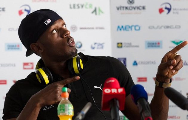 Jamajský sprinter Usain Bolt, největší hvězda atletického mítinku Zlatá tretra, na tiskové konferenci v Ostravě