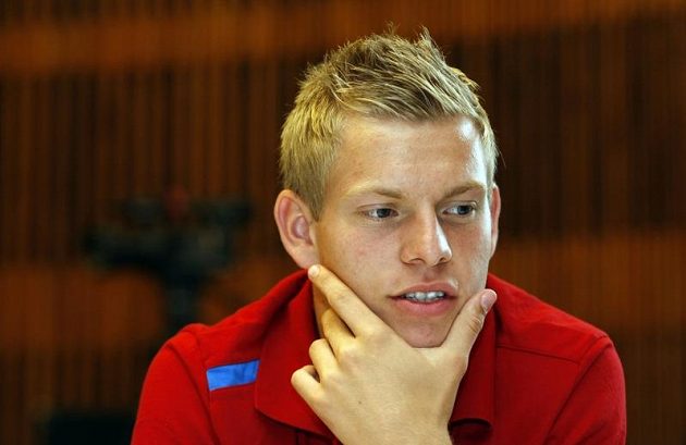 Nováček ve fotbalové reprezentaci Matěj Vydra před úvodním utkáním kvalifikace o postup na mistrovství světa v Dánsku.