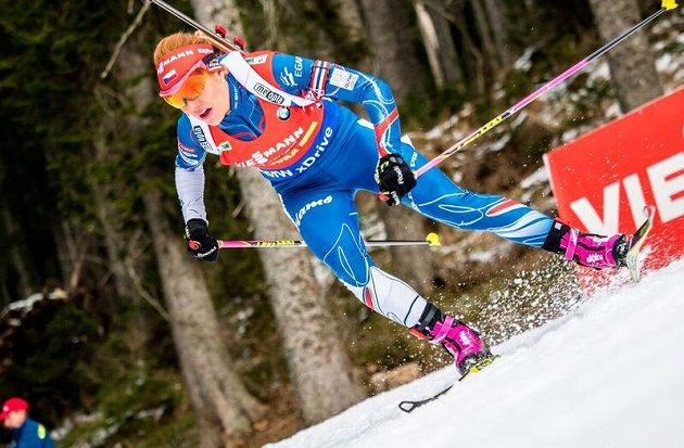 Gabriela Koukalová na trati sprintu závodu SP v Pokljuce.