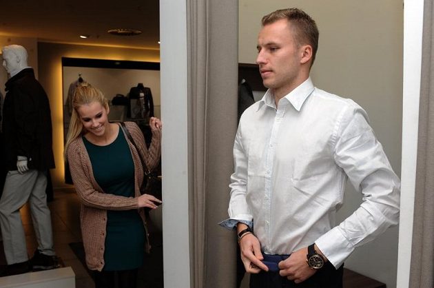 I Michal Kadlec se proměnil z fotbalového trhana v elegána.