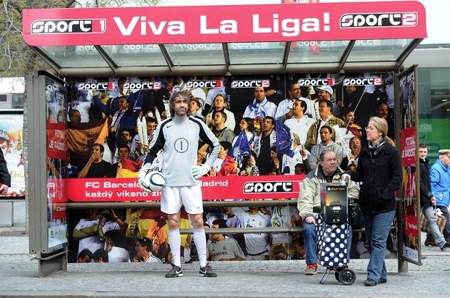 Dostanu se odtud na Nou Camp...?