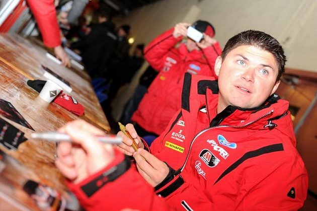 Martin Prokop na autogramiádě při Rallye Monte Carlo 2013.