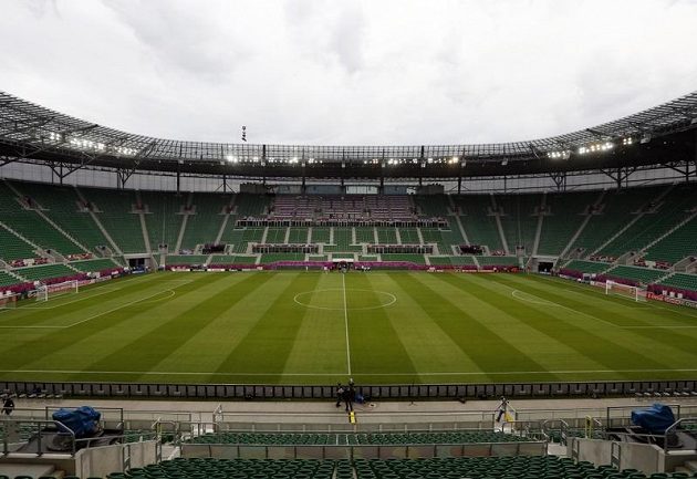 Vratislavský stadión, kde čeští fotbalisté odehrají všechny své zápasy ve skupině evropského šampionátu.