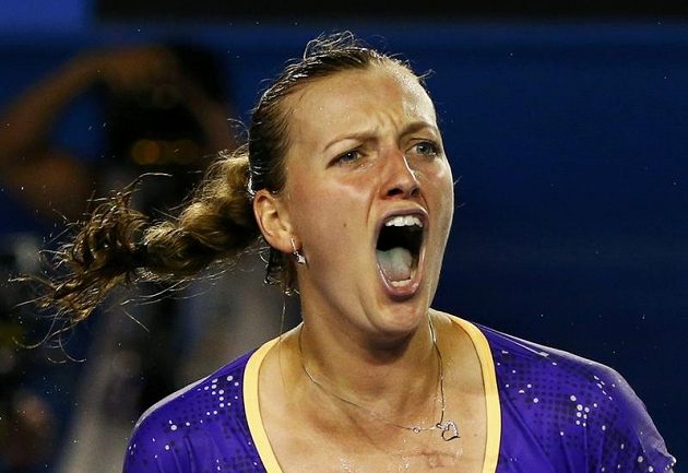 Radostný pokřik Petry Kvitové, která ve druhém kole Australian Open sehrála vyrovnanou bitvu s Britkou Laurou Robsonovou.