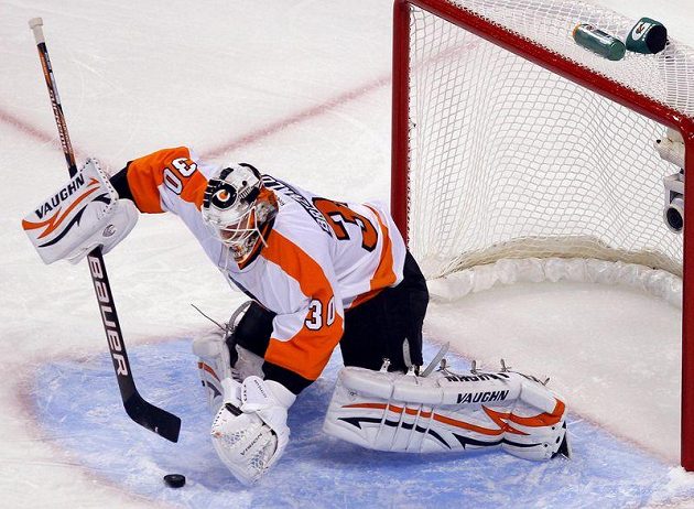 Brankář Philadelphie Ilja Bryzgalov předvedl parádní vstup do sezóny proti Bostonu.