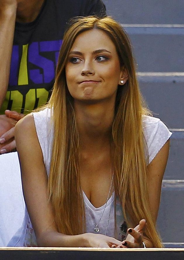 Berdychovi ve čtvrtfinále nepomohla ani přízeň jeho partnerky Ester Sátorové přímo z hlediště.