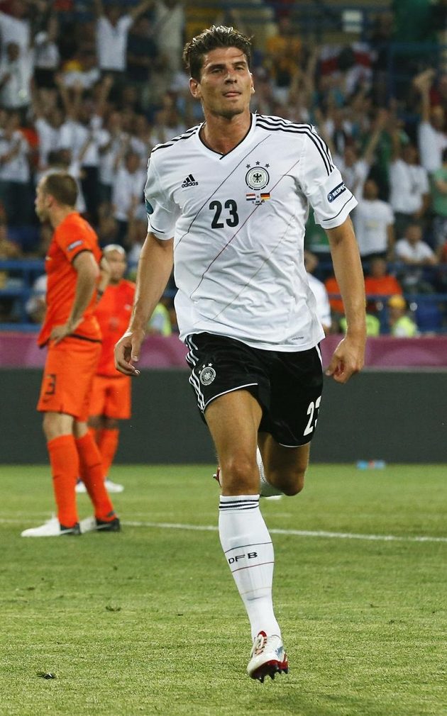 Německý superstřelec Mario Gomez osvědčil i v duelu s Nizozemskem své kvality.
