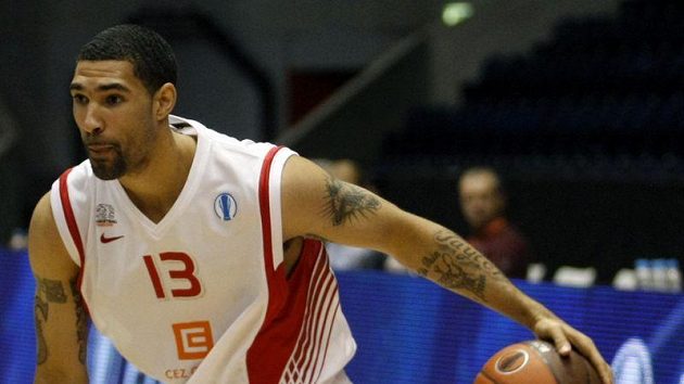 Basketbalista Nymburka Chester Tre Simmons