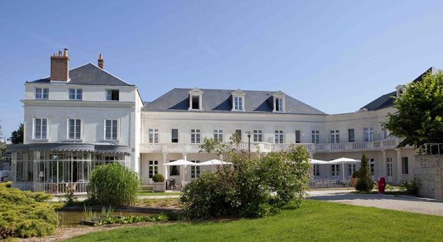 Česká fotbalová reprezentace najde během evropského šampionátu domov v hotelu Clarion Chateau Belmont v Tours.
