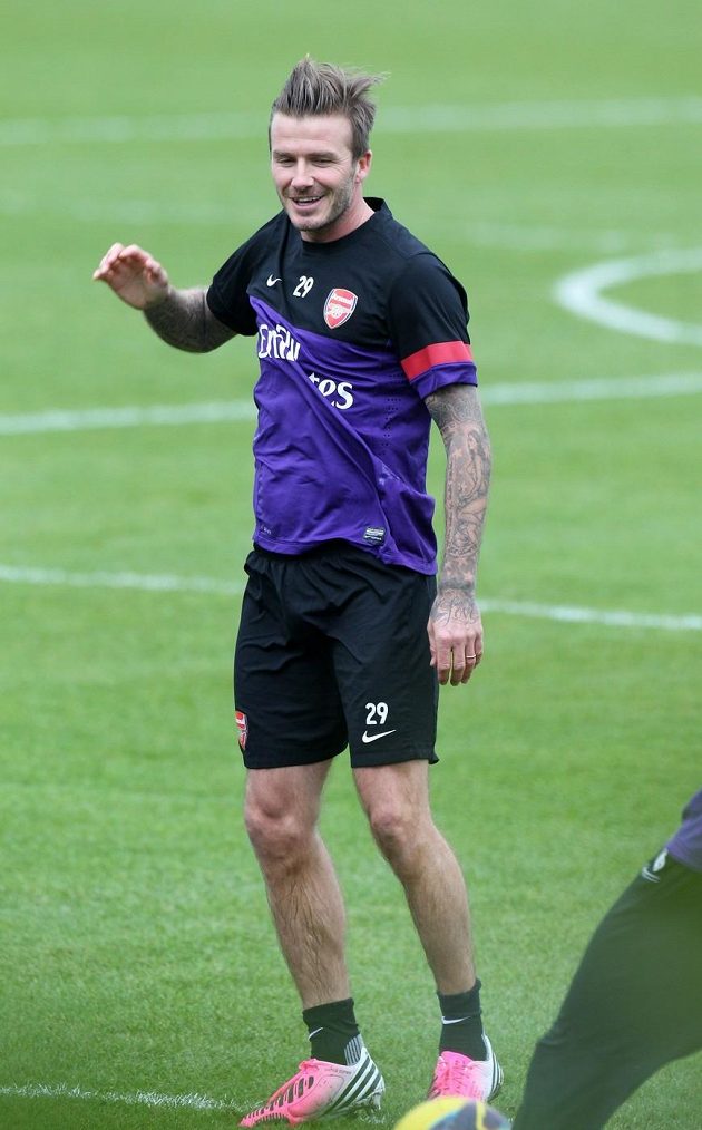 Fotbalista David Beckham na tréninku Arsenalu, kde na konci ledna absolvoval několik přípravných jednotek.