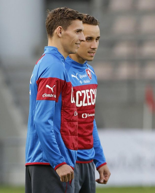 David Pavelka (vlevo) a Josef Šural na tréninku fotbalové reprezentace