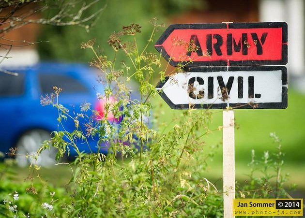 K budování a obraně socialistické vlasti... vždy civil!