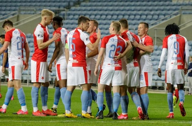 Fotbalisté Slavie měli výborný vstup do utkání a po gólu Lukáše Masopusta šli do vedení