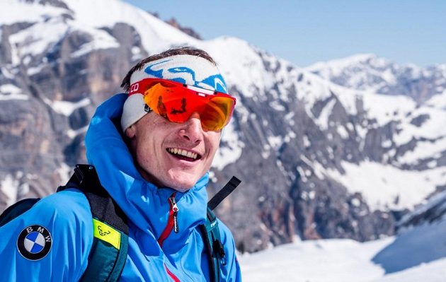 Biatlonista Ondřej Moravec po úspěšné olympijské sezóně relaxuje na skialpech v Jižním Tyrolsku.