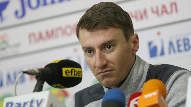 Krasimir Anev na tiskové konferenci.