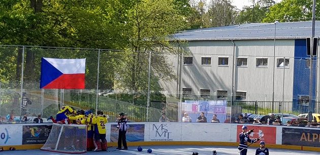 Dobojováno! Kert Park Praha dovršil na Kladně mistrovský hattrick.