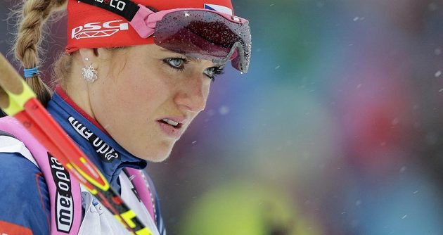Česká biatlonistka Gabriela Soukalová během závodu štafet v německém Ruhpoldingu.