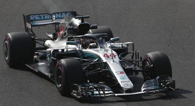 Brit Lewis Hamilton s Mercedesem zajel v prvním tréninku na Velkou cenu Mexika F1 pátý nejrychlejší čas.