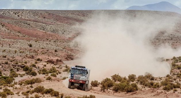 Český závodník Martin Kolomý během 7. etapy Rallye Dakar.