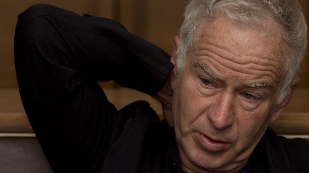 Kapitán týmu světa pro první ročník tenisového Laver Cupu Američan John McEnroe.