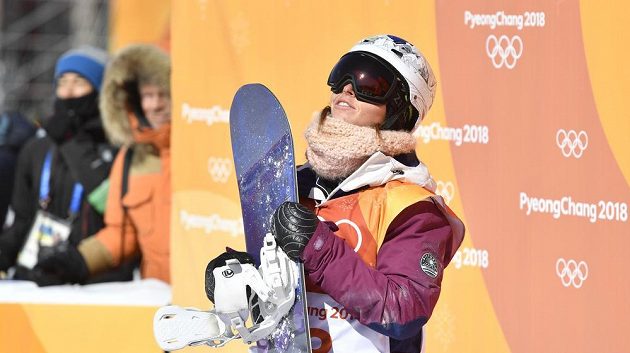 Česká reprezentantka Šárka Pančochová po druhé finálové jízdě ve slopestylu věděla, že je její sen o olympijské medaili pryč.