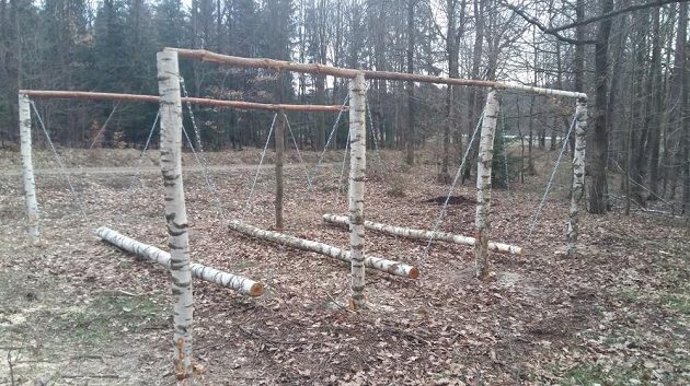 Malá ukázka z příprav - Army Run v Hluboké nad Vltavou.