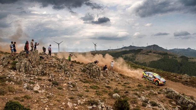 Martin Prokop s Fiestou WRC během závodu mistrovství světa.