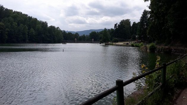 Od okruhů na malebné přehradě se nebudete chtít odtrhnout.