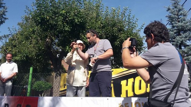 Pavel Kantorek a ředitel závodu Josef Burian se chystají na start.