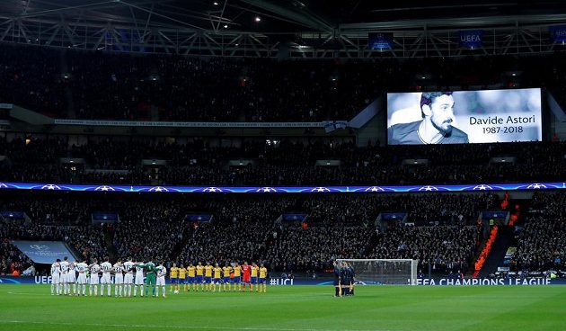 Před odvetou Tottenhamu s Juventusem se vzpomínalo na zesnulého Davide Astoriho.