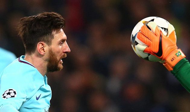 Barcelonský Lionel Messi letos Ligu mistrů nevyhraje, ze hry katalánské mužstvo poslal italský AS Řím.