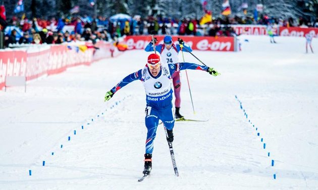 Český biatlonista Michal Krčmář dojel desátý, což je jeho maximum ve SP.