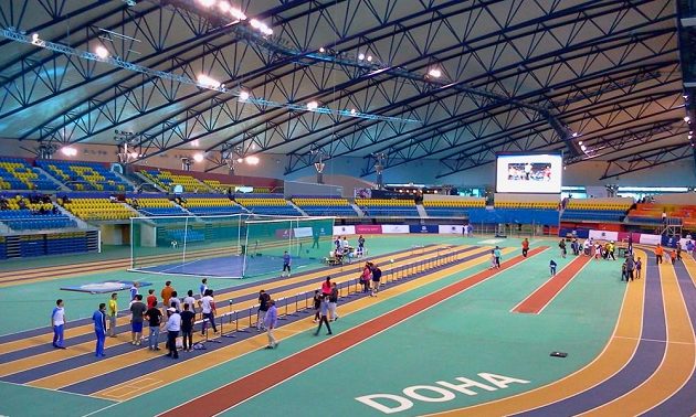 Aspire Academy v Dauhá nabízí pod jednou střechou všechno. Aletickou halu, stejně jako haly pro basketbal, volejbal, posilovny, gymnastické sály i třeba fotbalové hřiště s umělým povrchem.
